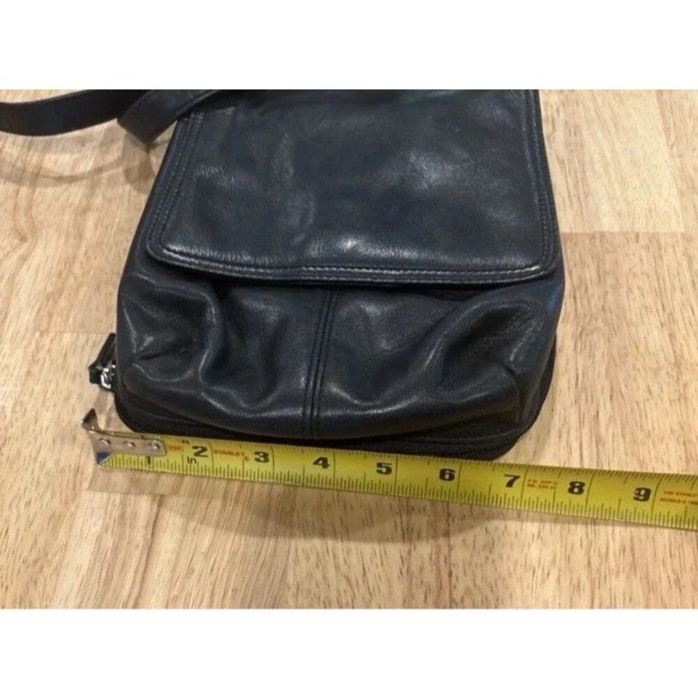 Coldwater Creek Black Leather Crossbody Organizer Handbag purse Bag 7”x9”
